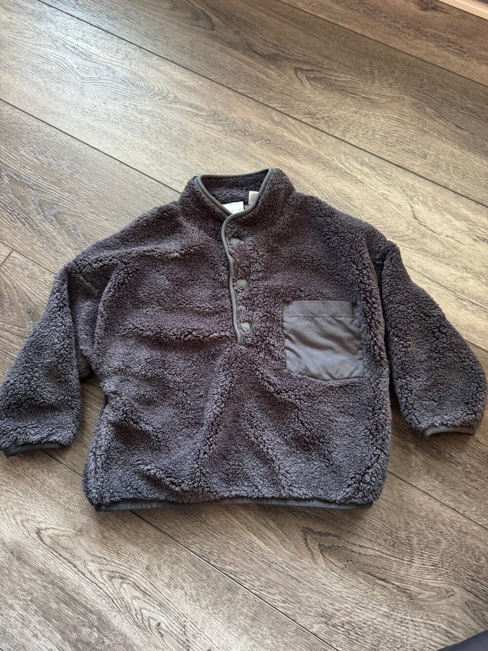 Zara Baby Gray Fuzzy Fleece Snap Pullover Sweatshirt 12-18 Months